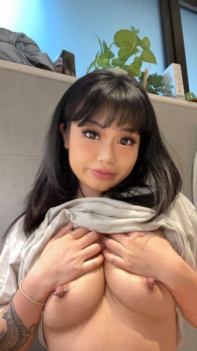 Nekochan,An Asian Who Has Cute Face And Big Ass Under Her Hourglass Waist