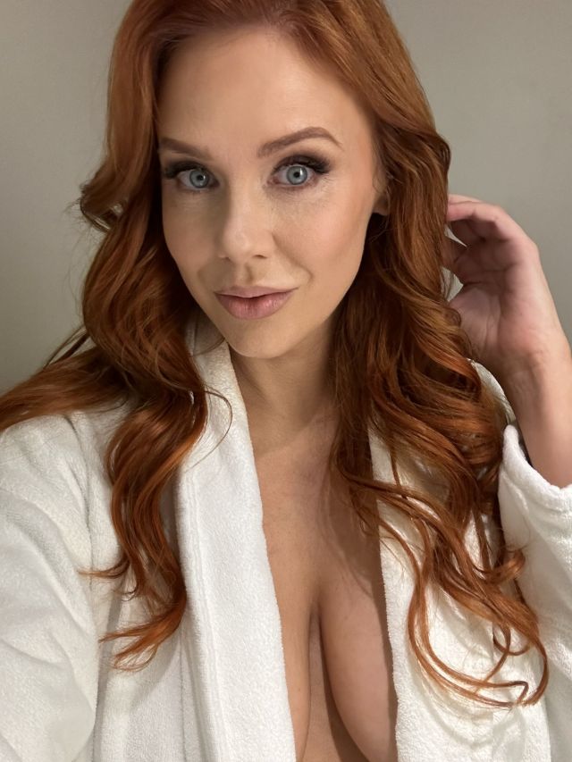 Ashley Maitland Welkos, Blue Eyes American Pornographic Actress 