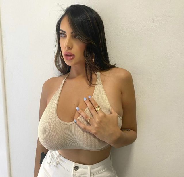 Sanna Torr, A Brazilian Model With Incredibly Massive Tits