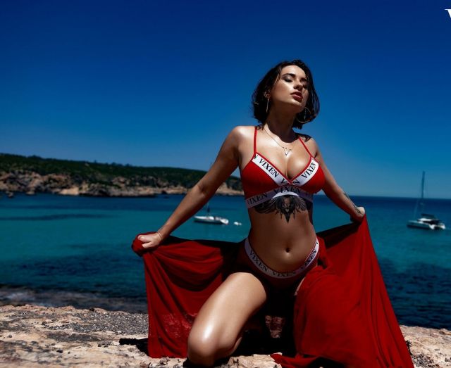 Liya Silver, Russian Model With Incredible Body